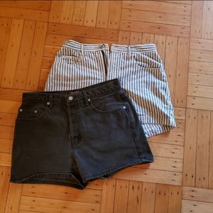 Guess --> vintage jean shorts sz 32